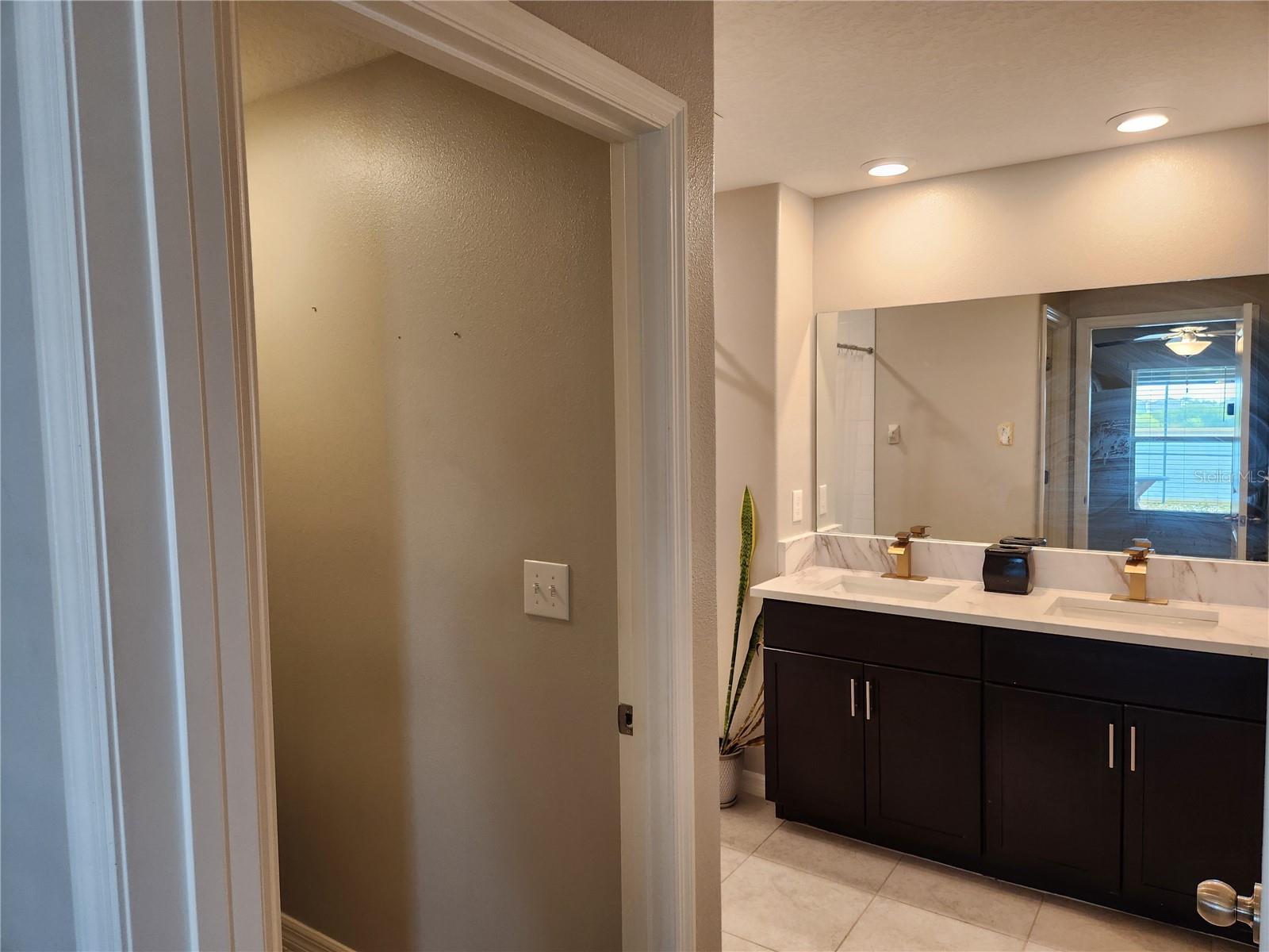 872 OLIVE CONCH ST, RUSKIN, FL, 33570