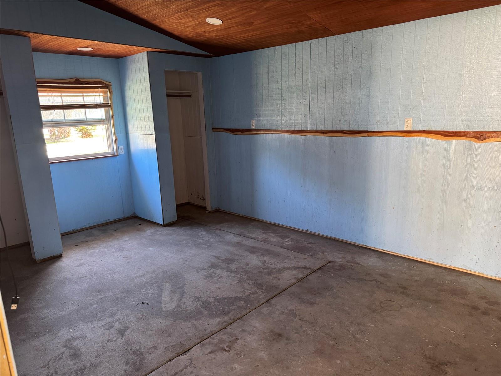 2221 S WATERMAN DR, CRYSTAL RIVER, FL, 34429