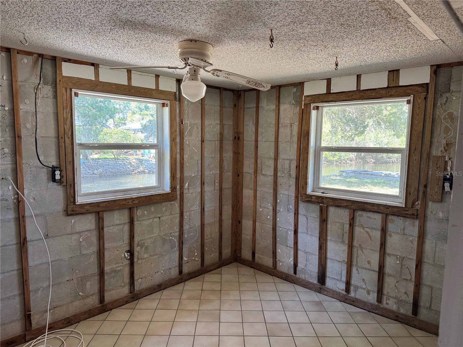 2221 S WATERMAN DR, CRYSTAL RIVER, FL, 34429