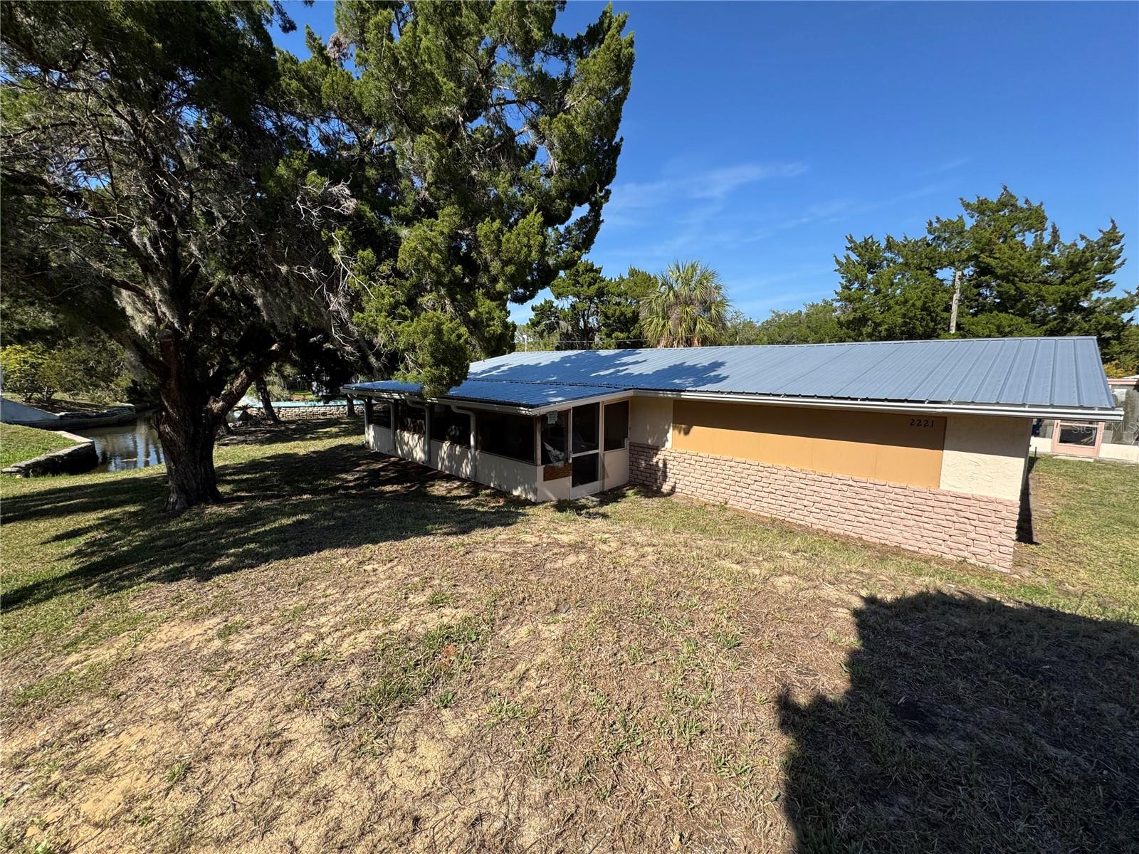 2221 S WATERMAN DR, CRYSTAL RIVER, FL, 34429