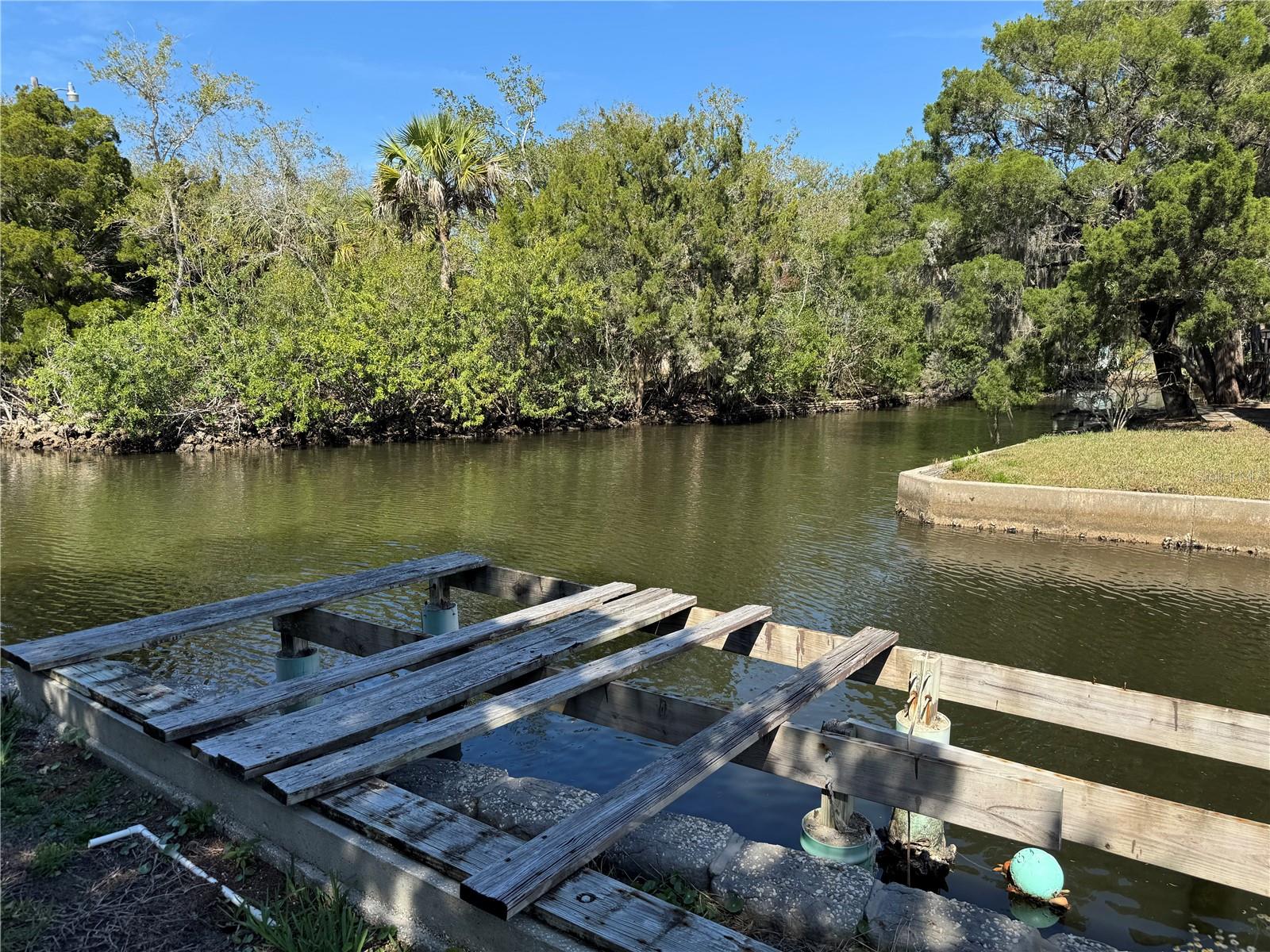 2221 S WATERMAN DR, CRYSTAL RIVER, FL, 34429