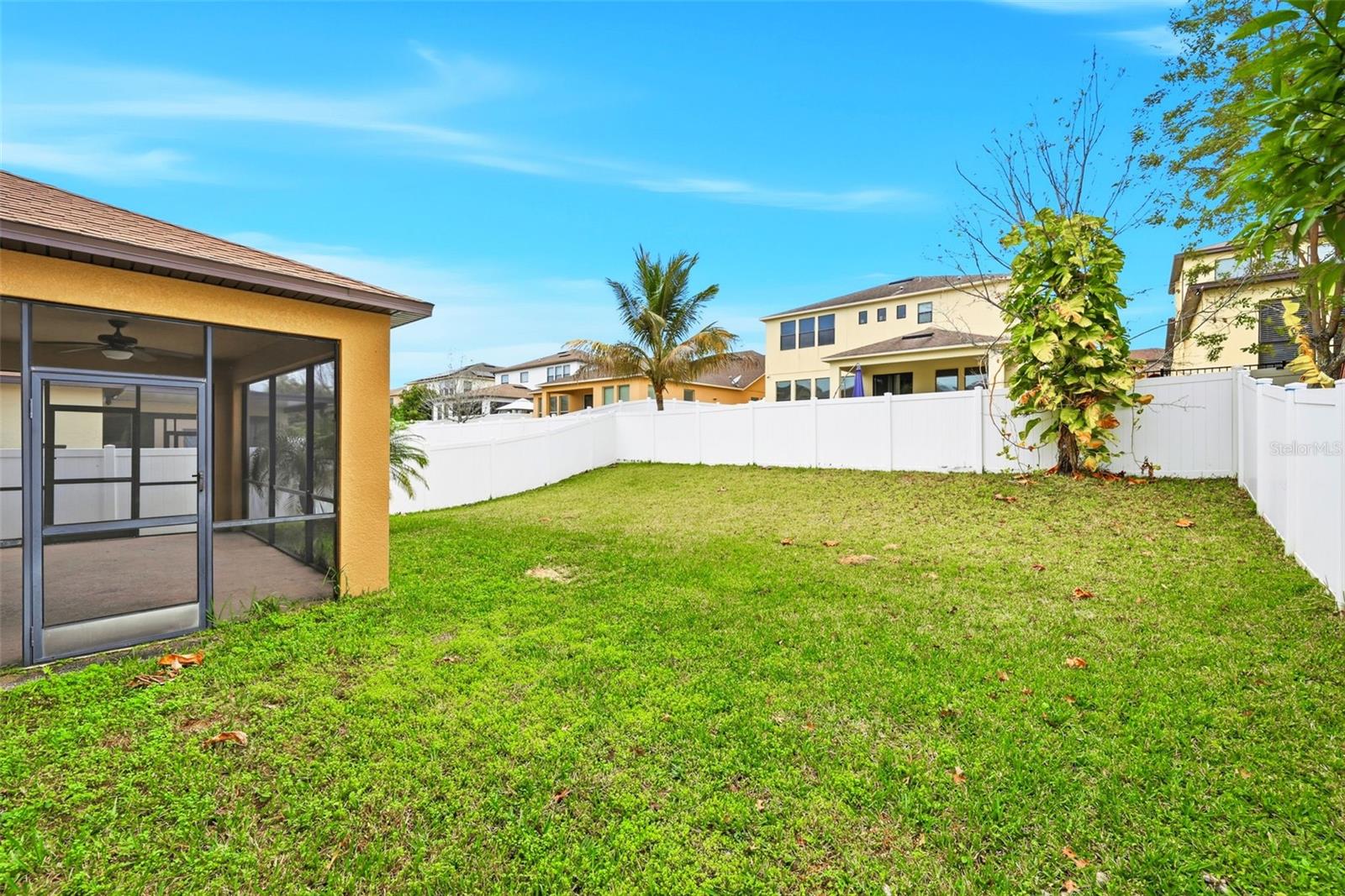 1077 THUNDERHEAD LN, MINNEOLA, FL, 34715