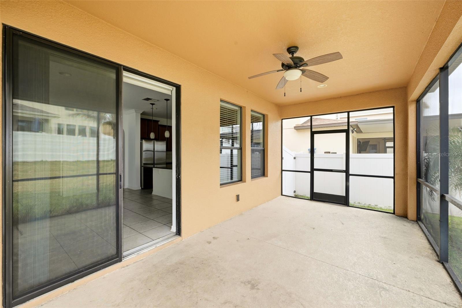 1077 THUNDERHEAD LN, MINNEOLA, FL, 34715