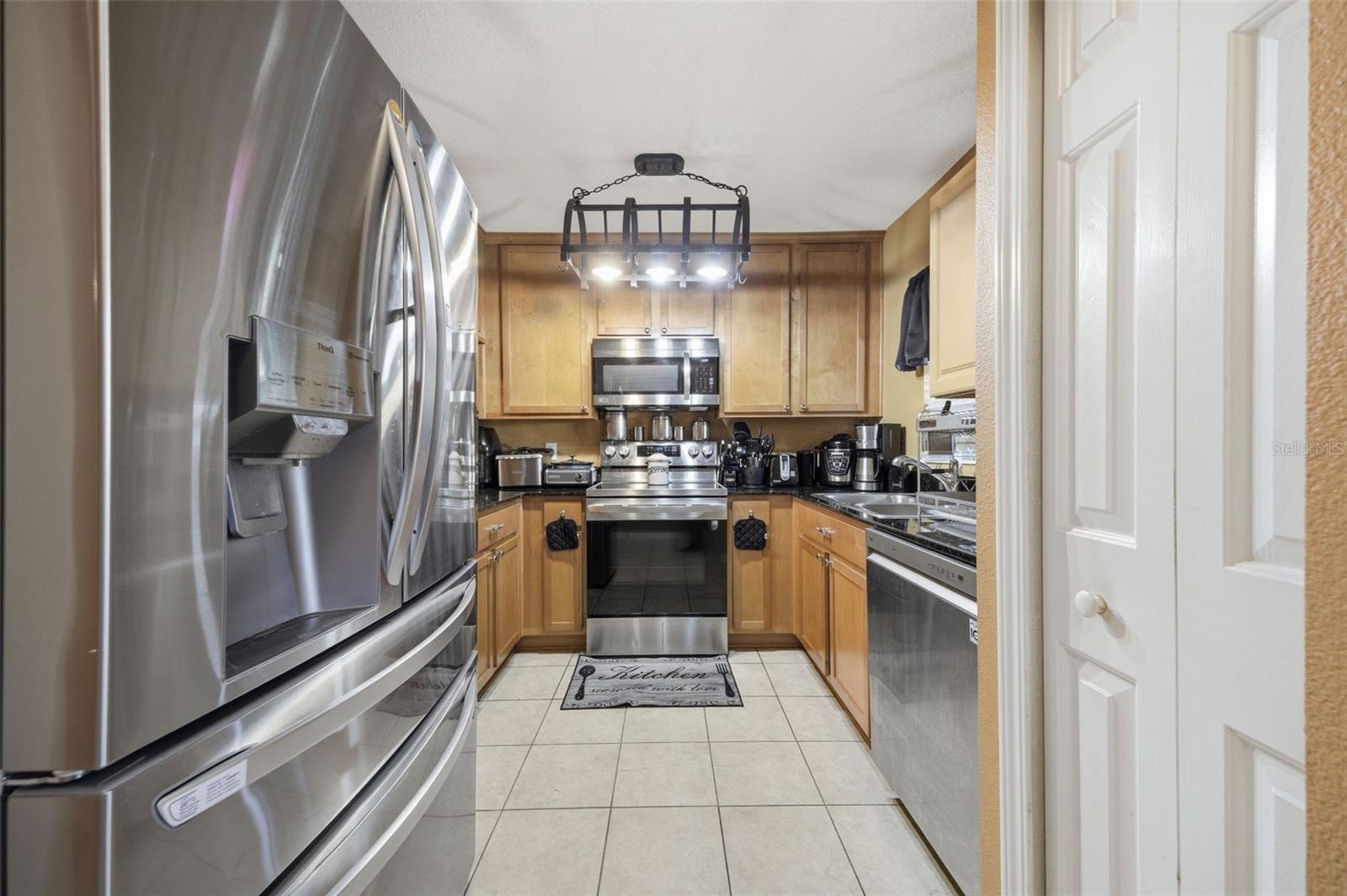 192 COQUINA BAY DR, ST PETERSBURG, FL, 33705