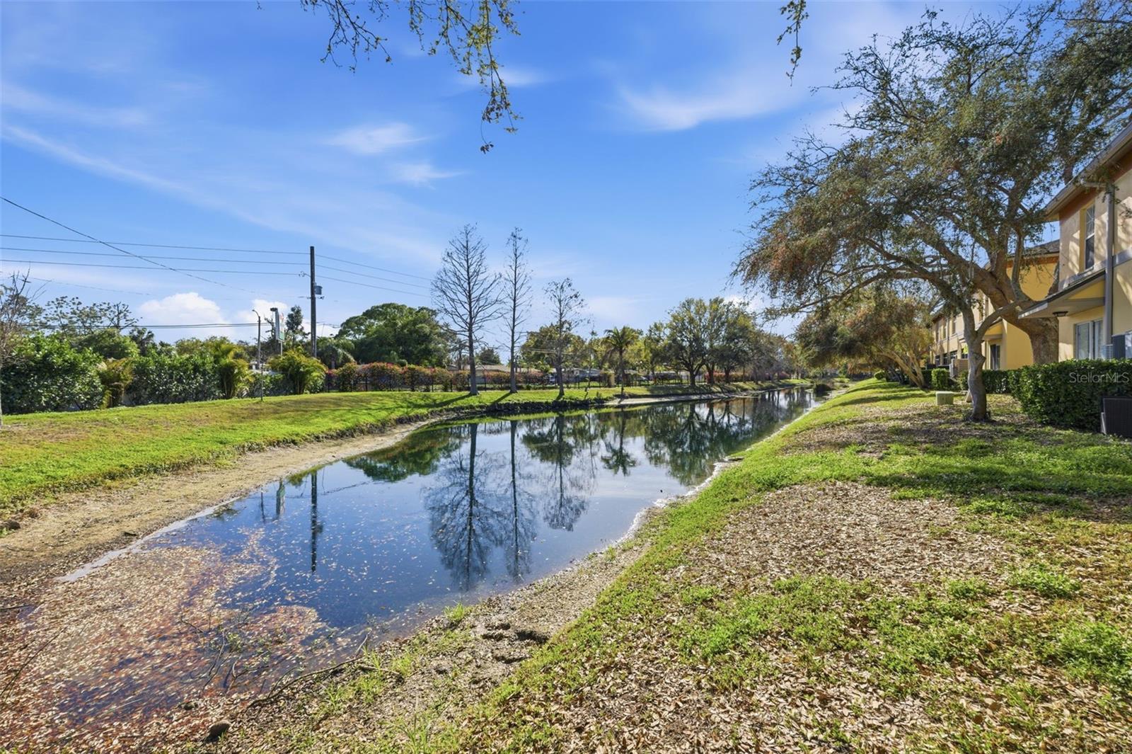 192 COQUINA BAY DR, ST PETERSBURG, FL, 33705