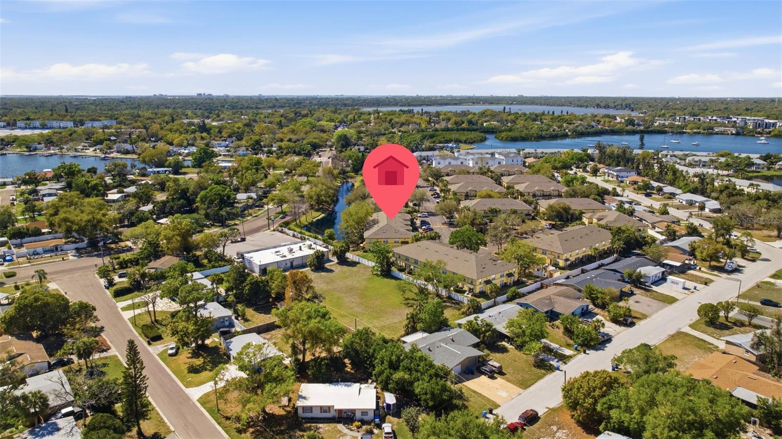 192 COQUINA BAY DR, ST PETERSBURG, FL, 33705