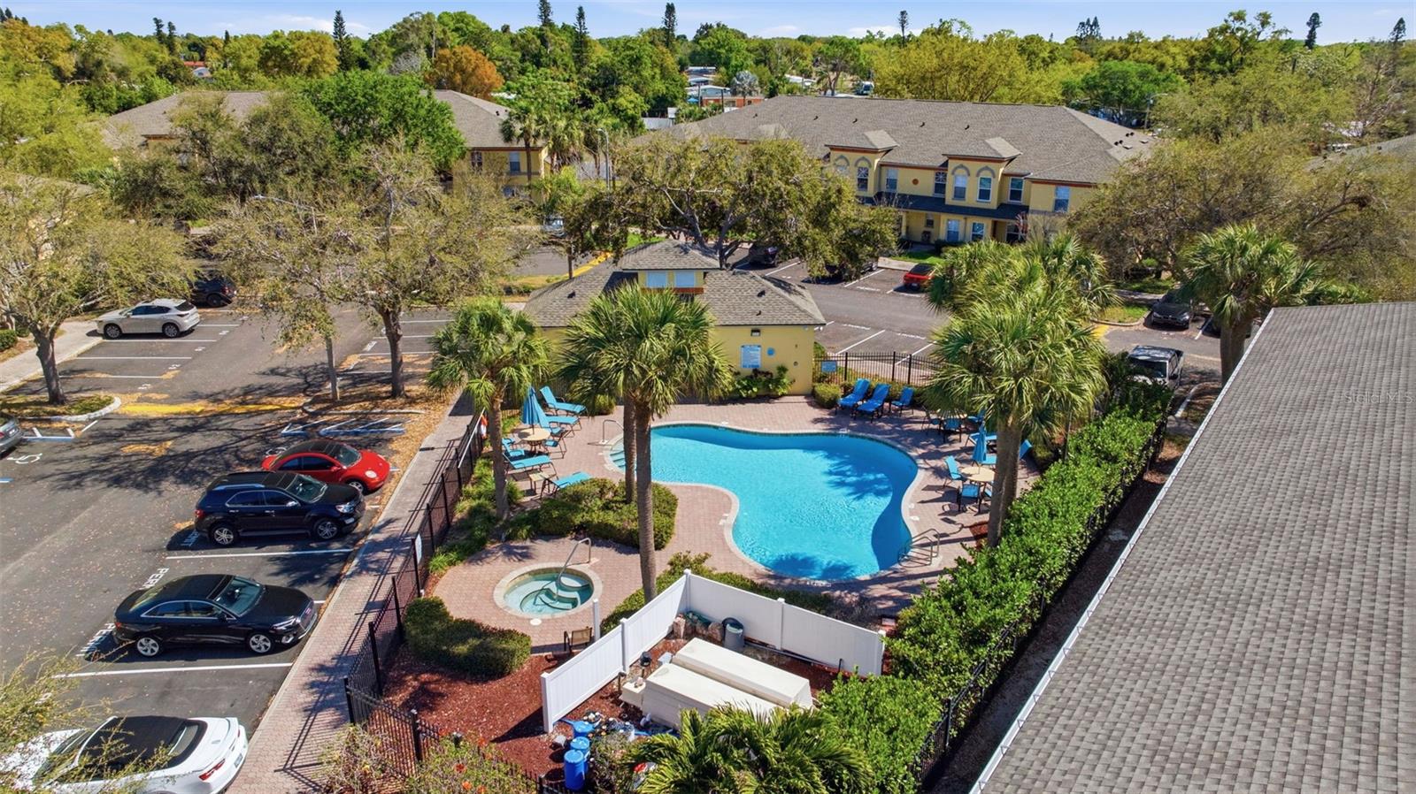 192 COQUINA BAY DR, ST PETERSBURG, FL, 33705