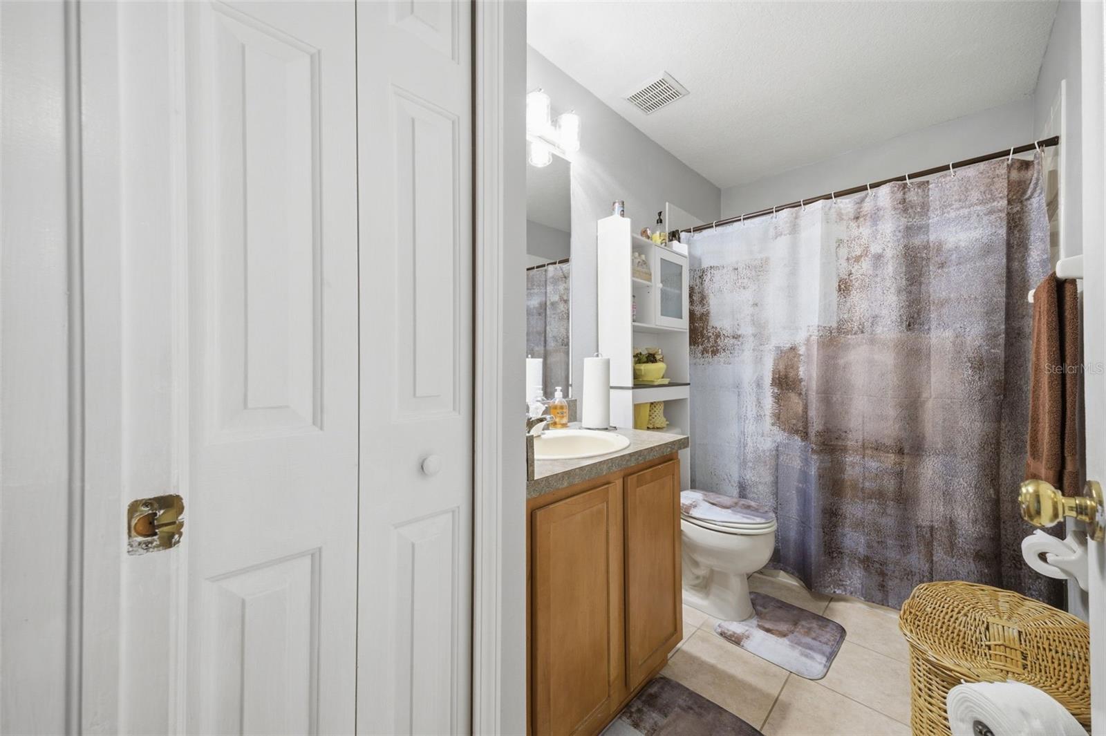 192 COQUINA BAY DR, ST PETERSBURG, FL, 33705