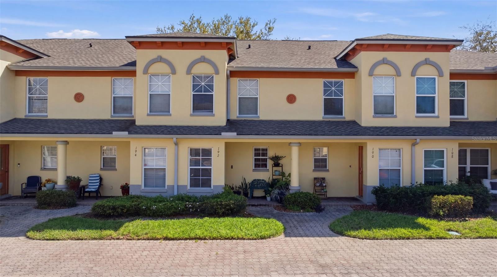 192 COQUINA BAY DR, ST PETERSBURG, FL, 33705