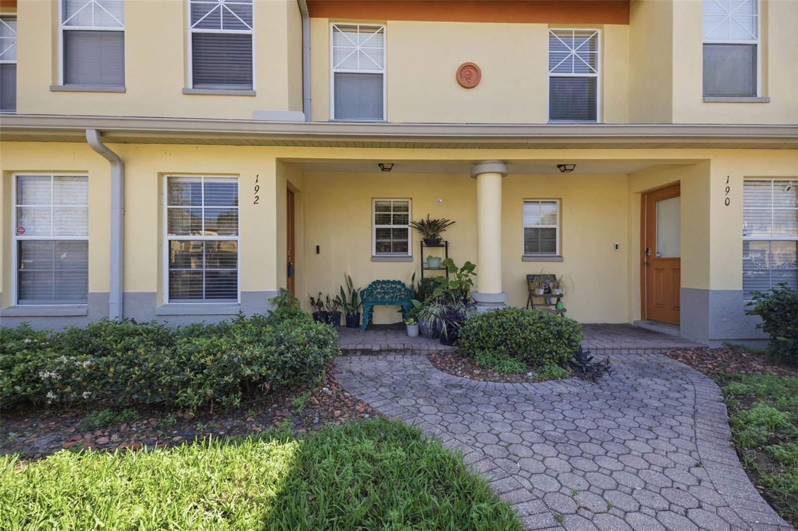 192 COQUINA BAY DR, ST PETERSBURG, FL, 33705