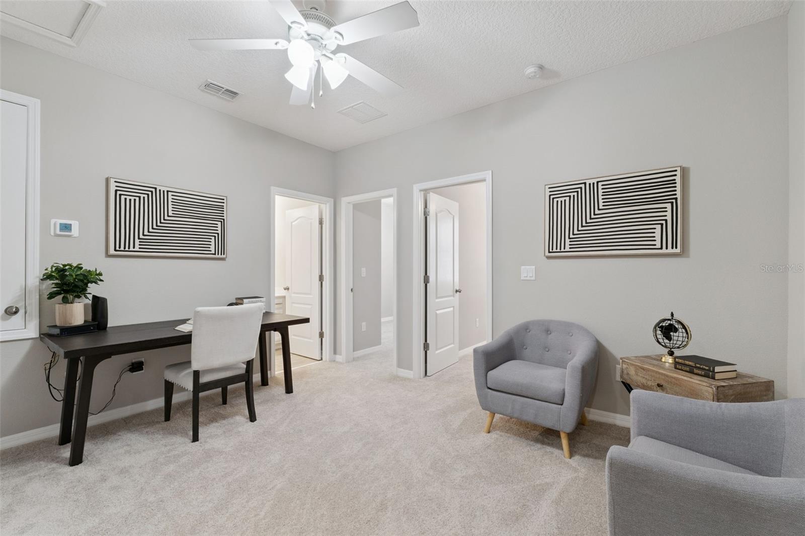 2555 EGRET SHORES DR, ORLANDO, FL, 32825