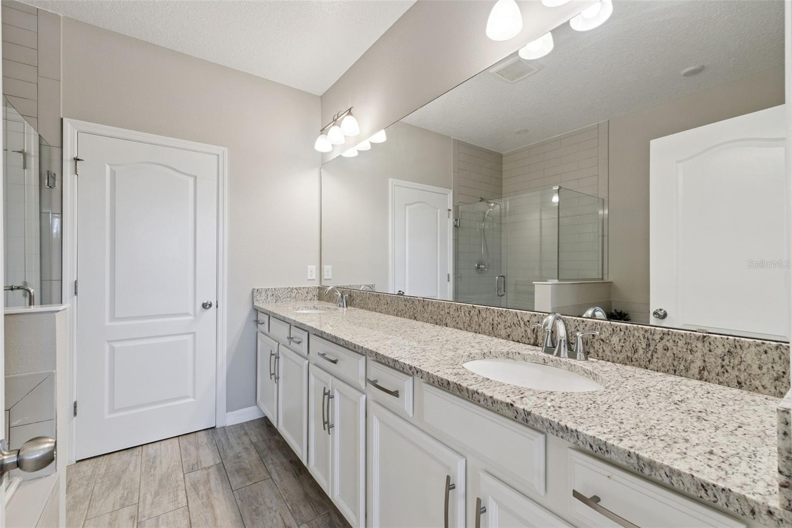 2555 EGRET SHORES DR, ORLANDO, FL, 32825