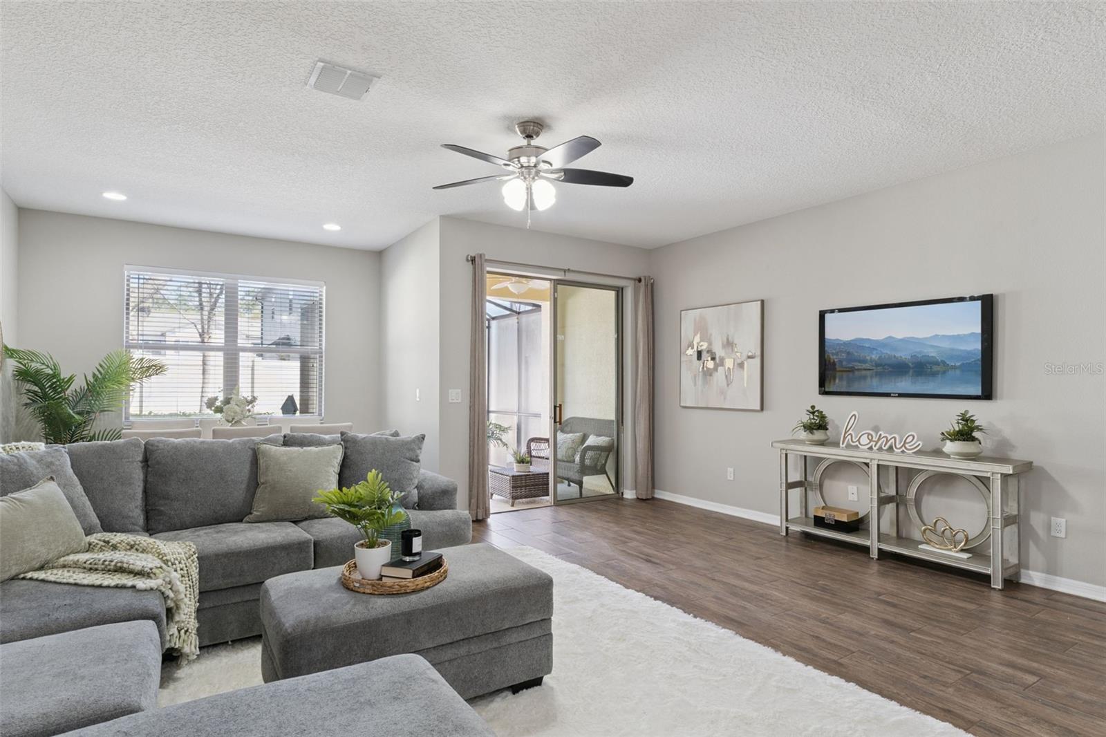 2555 EGRET SHORES DR, ORLANDO, FL, 32825