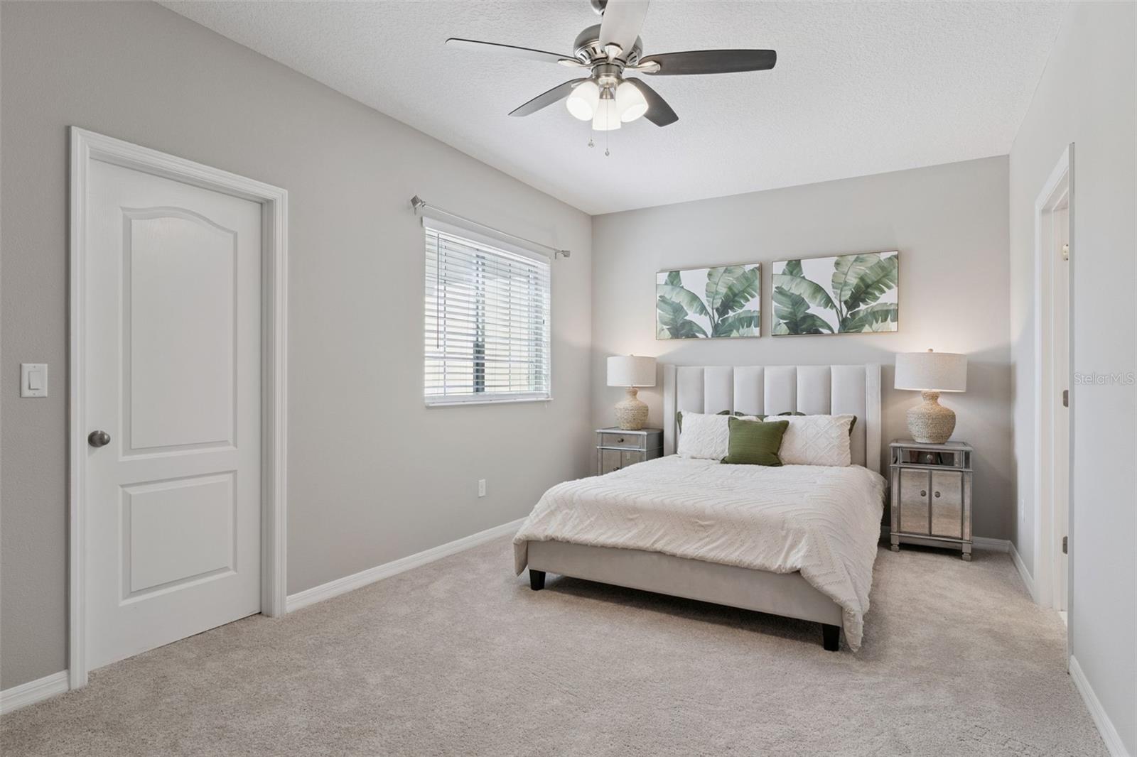 2555 EGRET SHORES DR, ORLANDO, FL, 32825