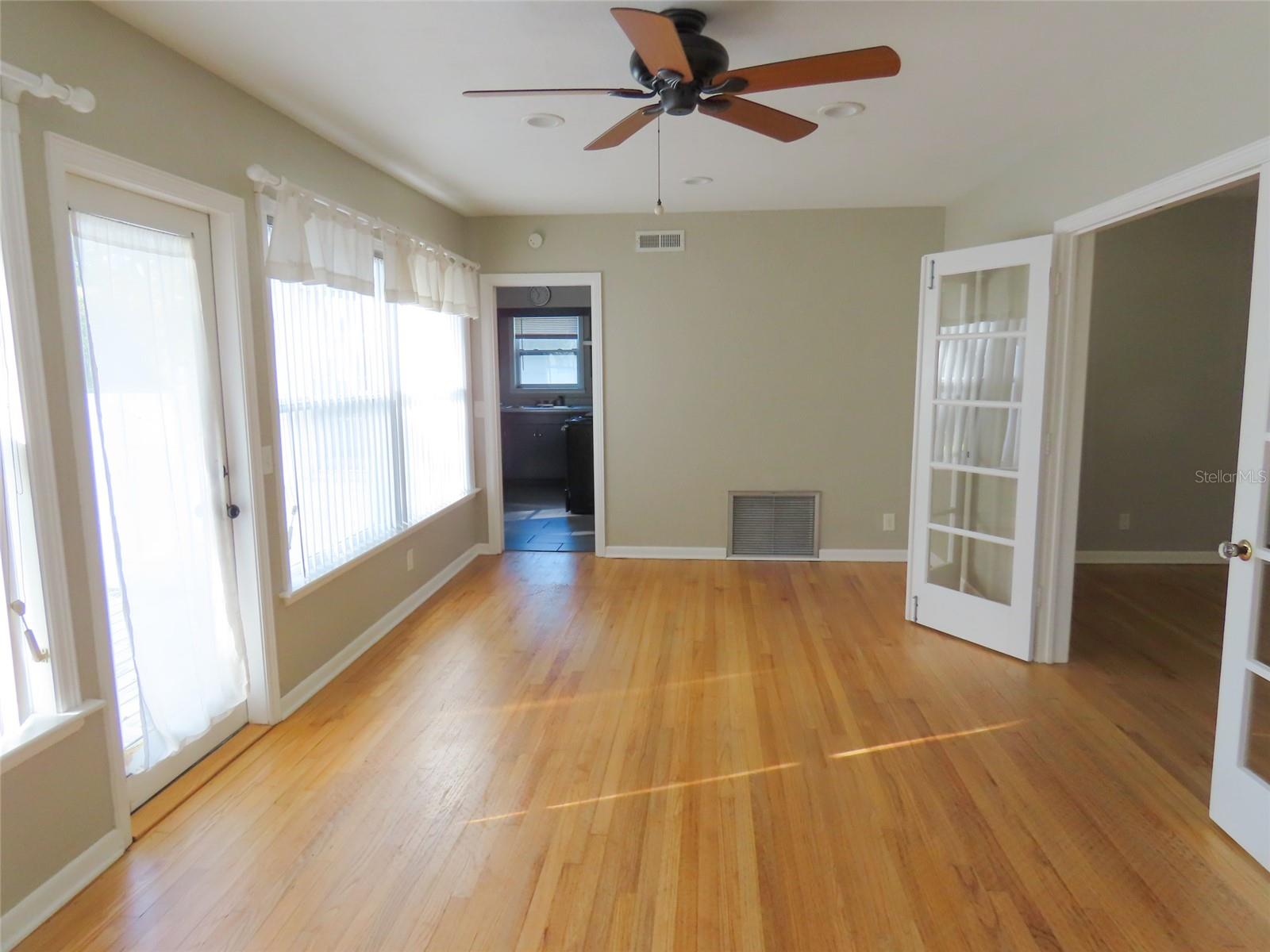 412 N JEFFERSON AVE, CLEARWATER, FL, 33755