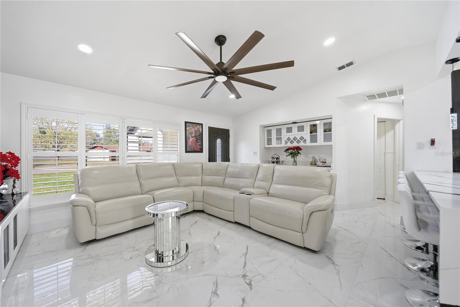 4916 HI VISTA CIR, TAMPA, FL, 33625