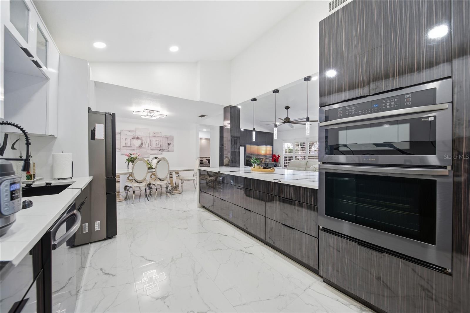 4916 HI VISTA CIR, TAMPA, FL, 33625