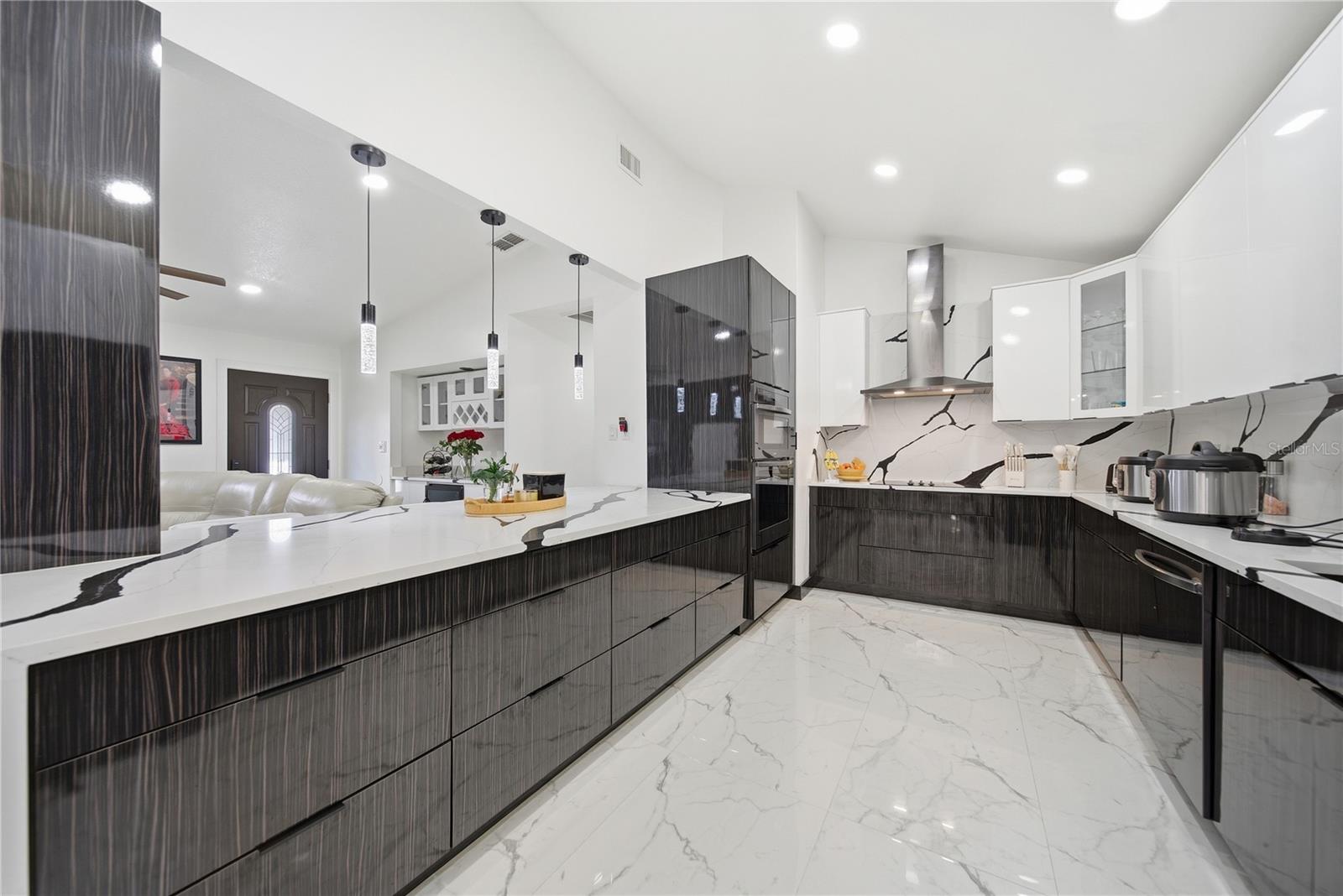 4916 HI VISTA CIR, TAMPA, FL, 33625