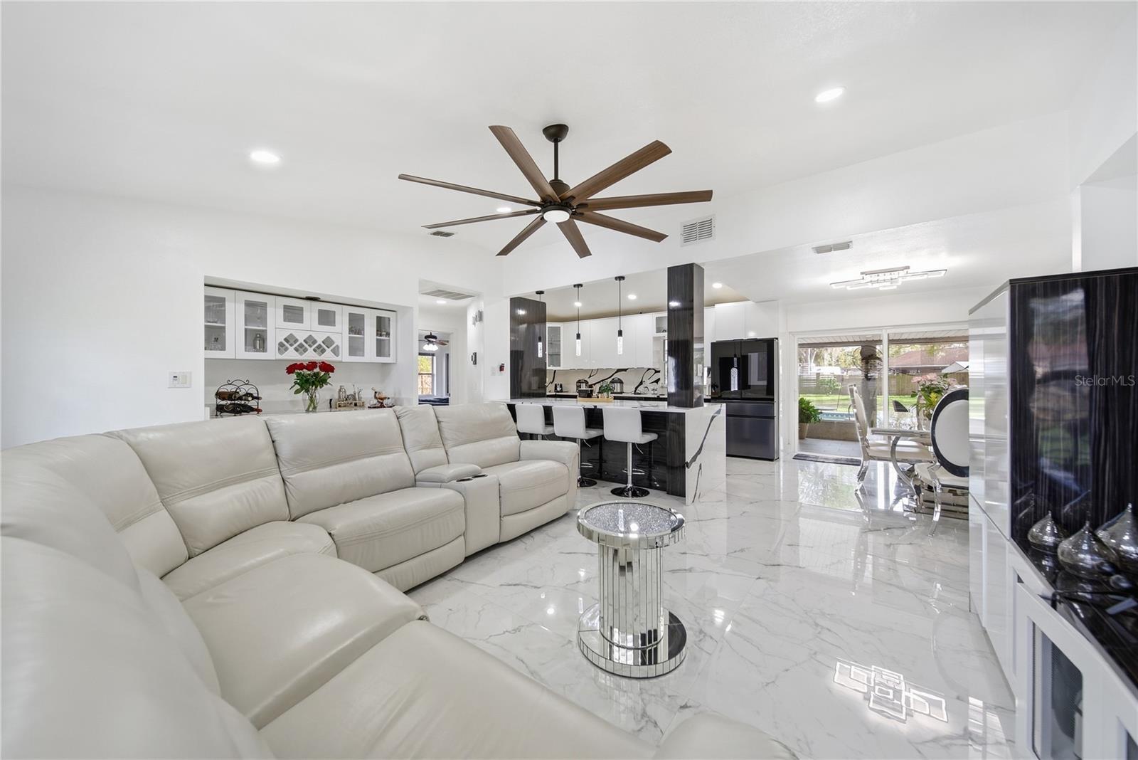 4916 HI VISTA CIR, TAMPA, FL, 33625