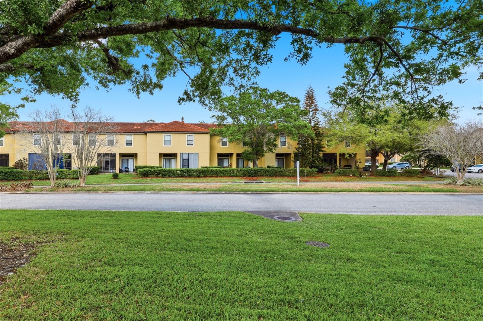 6010 SCOTCHWOOD GLN #111, ORLANDO, FL, 32822
