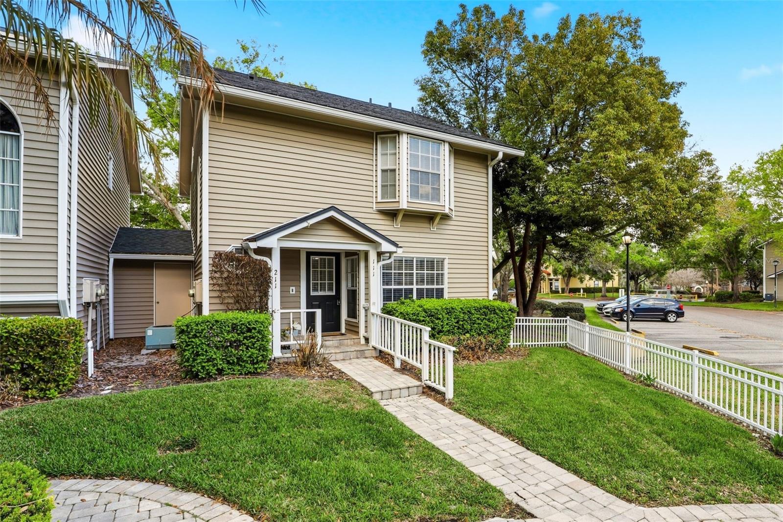 6010 SCOTCHWOOD GLN #111, ORLANDO, FL, 32822