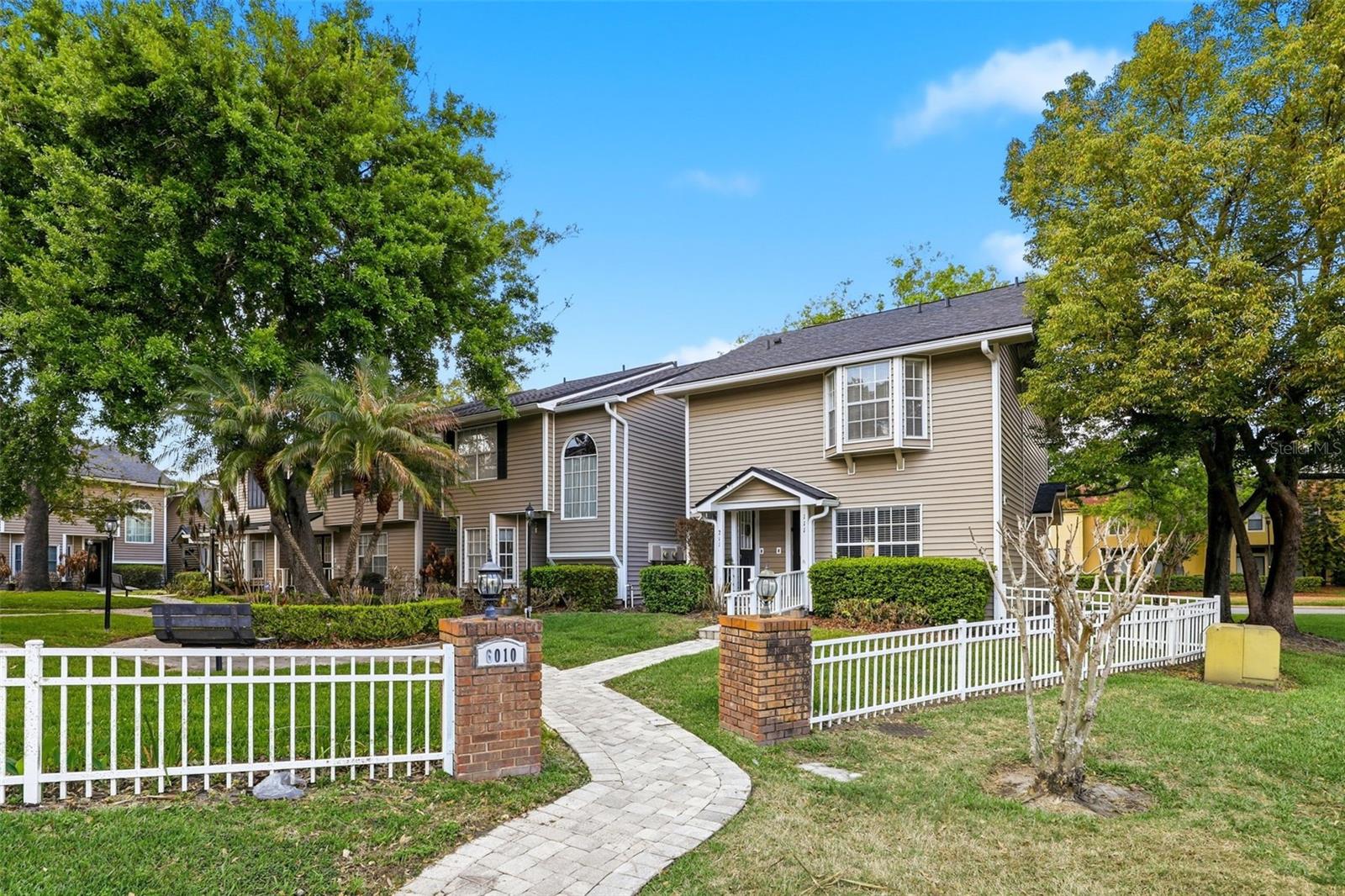 6010 SCOTCHWOOD GLN #111, ORLANDO, FL, 32822