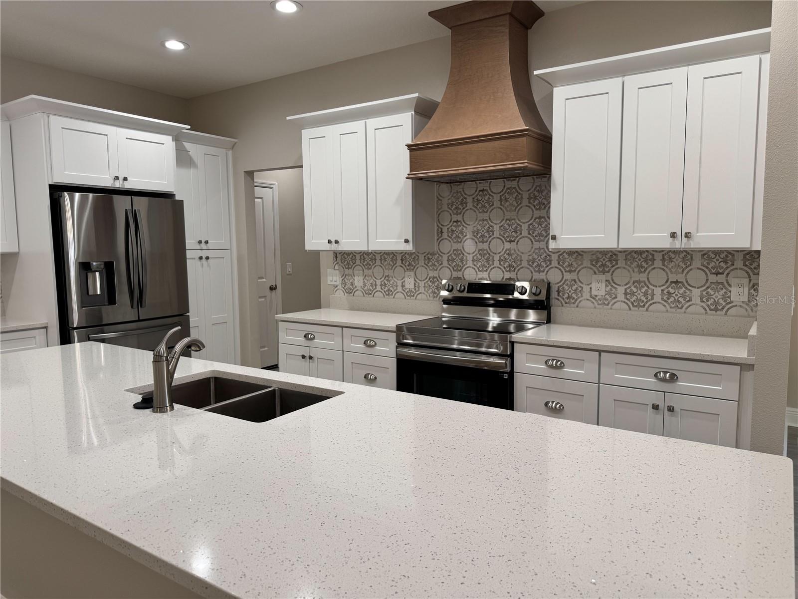 37565 TERI CT, DADE CITY, FL, 33525