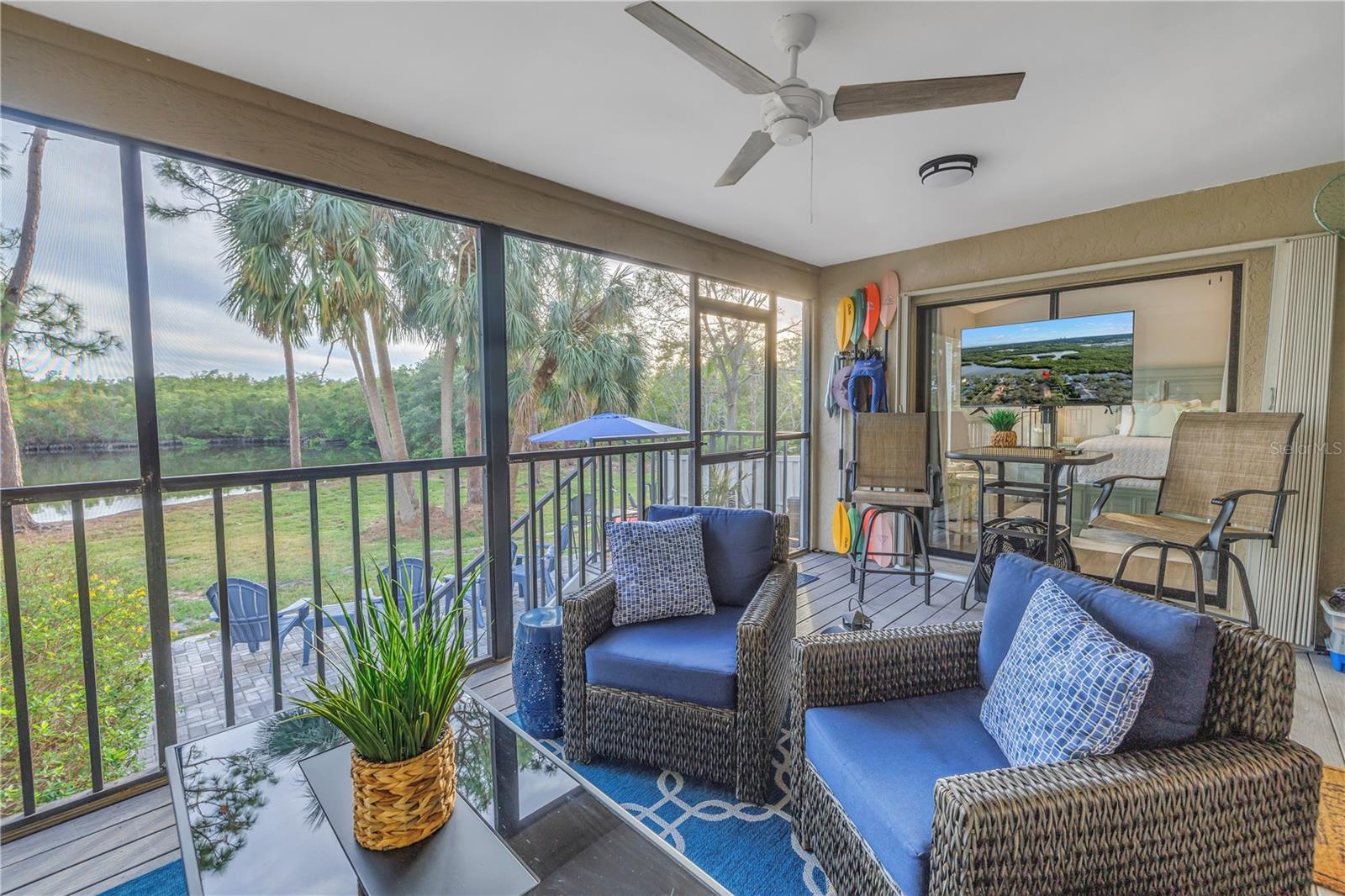 912 MYAKKA CT NE, ST PETERSBURG, FL, 33702