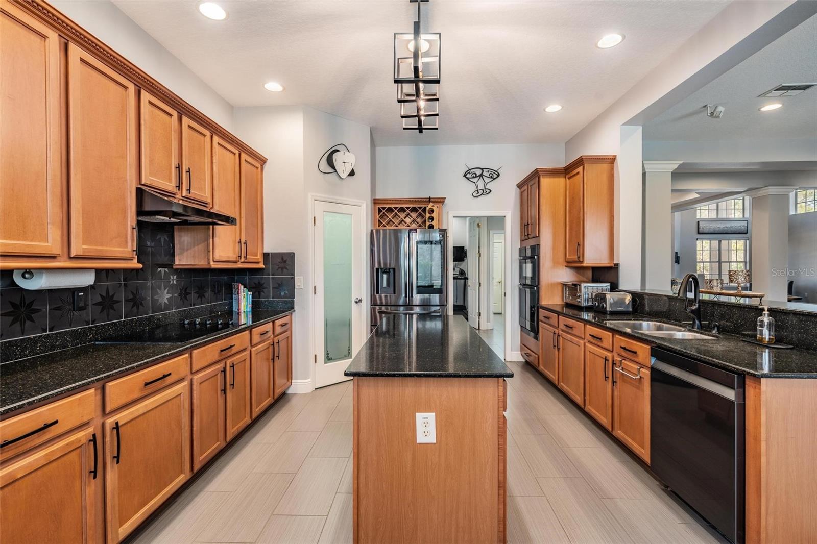 23626 ABERCORN LN, LAND O LAKES, FL, 34639