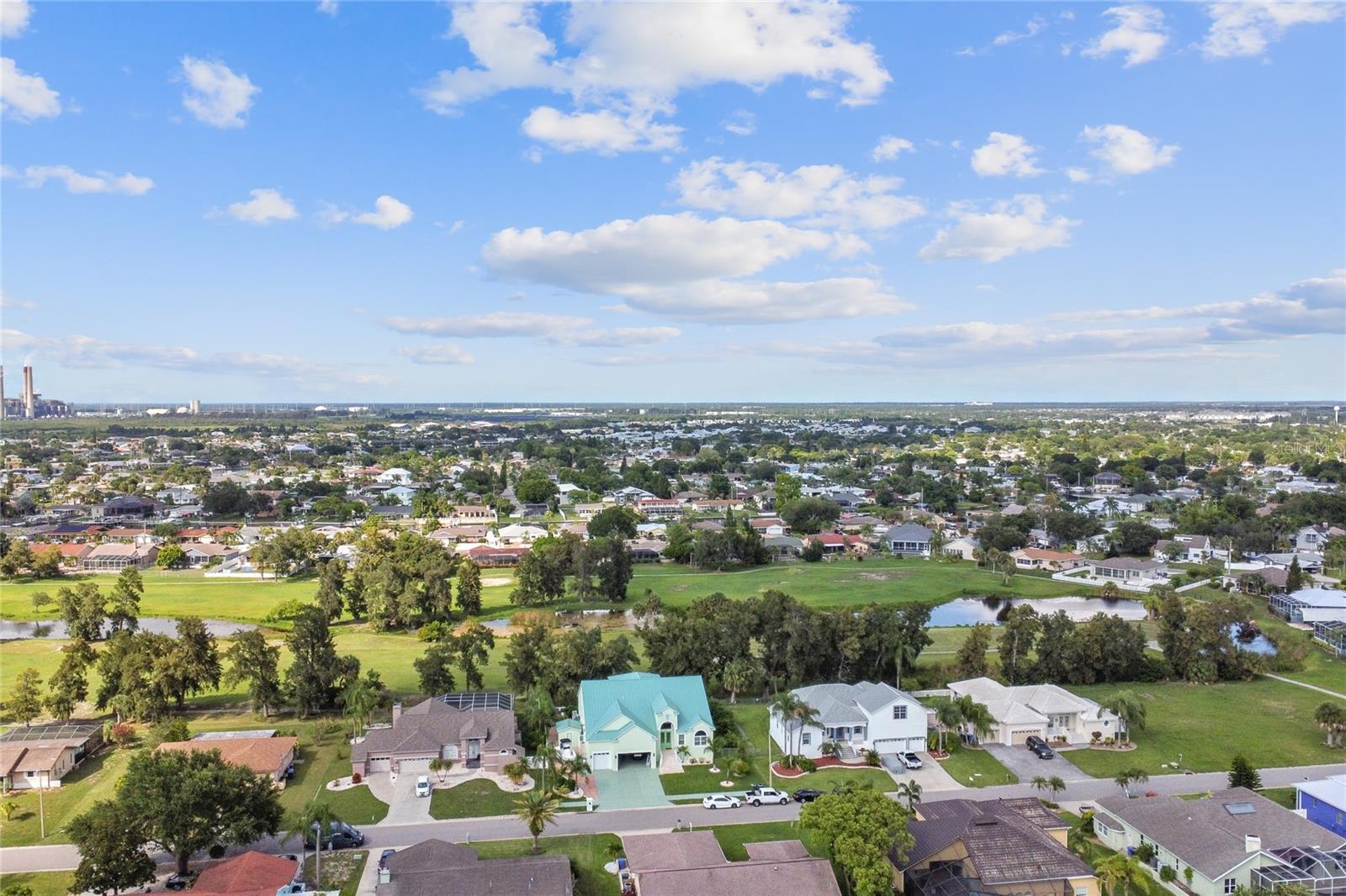711 EAGLE LN, APOLLO BEACH, FL, 33572