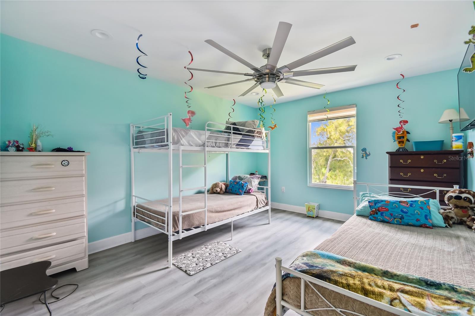 711 EAGLE LN, APOLLO BEACH, FL, 33572