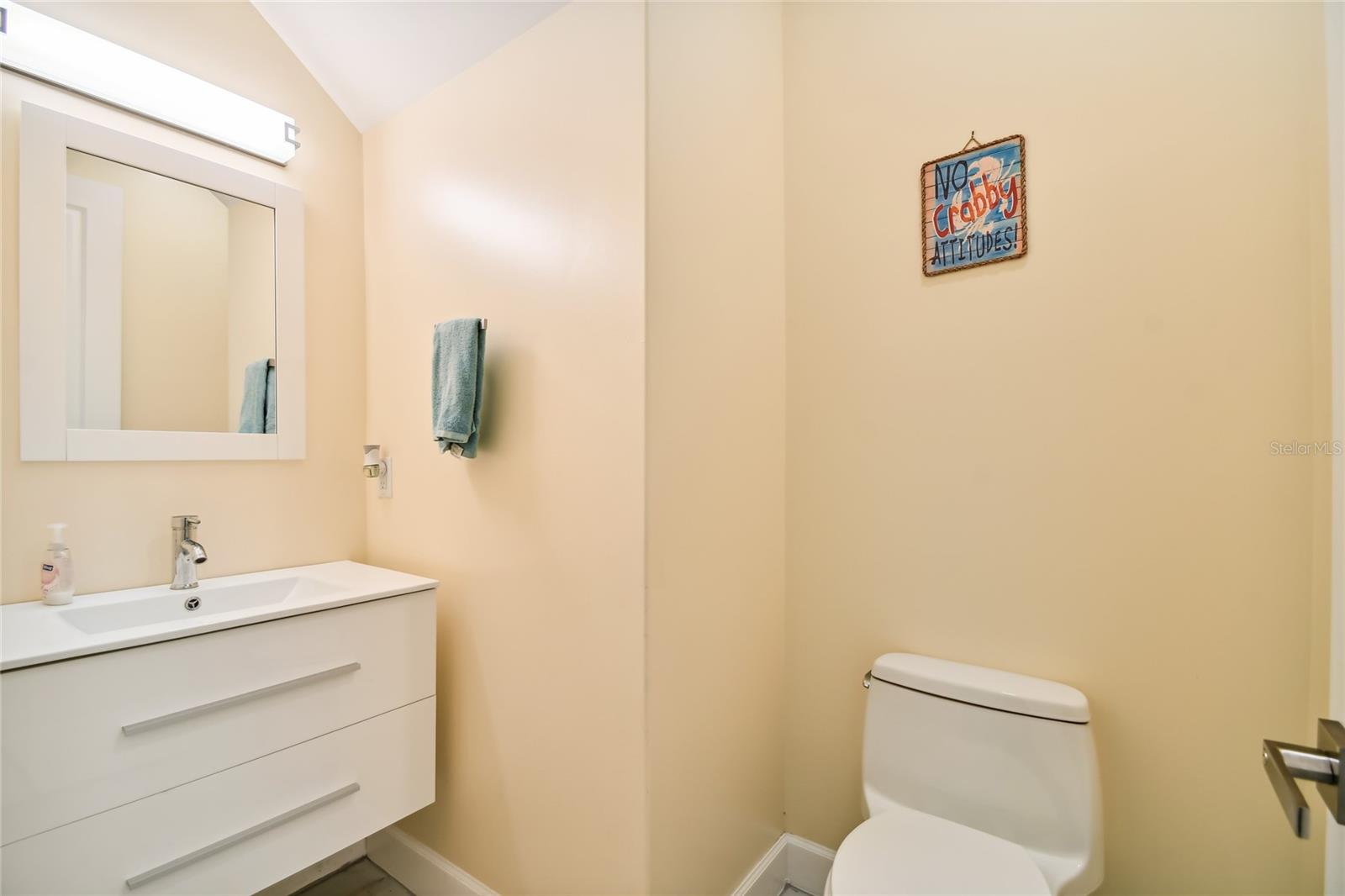 711 EAGLE LN, APOLLO BEACH, FL, 33572