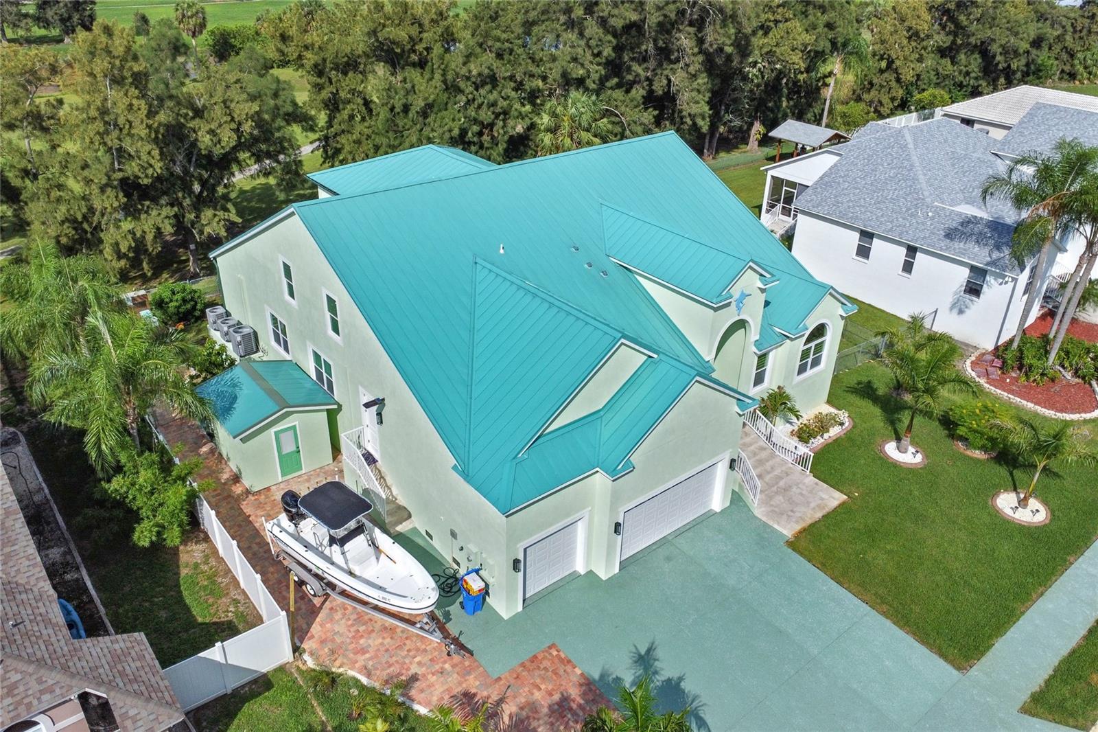 711 EAGLE LN, APOLLO BEACH, FL, 33572