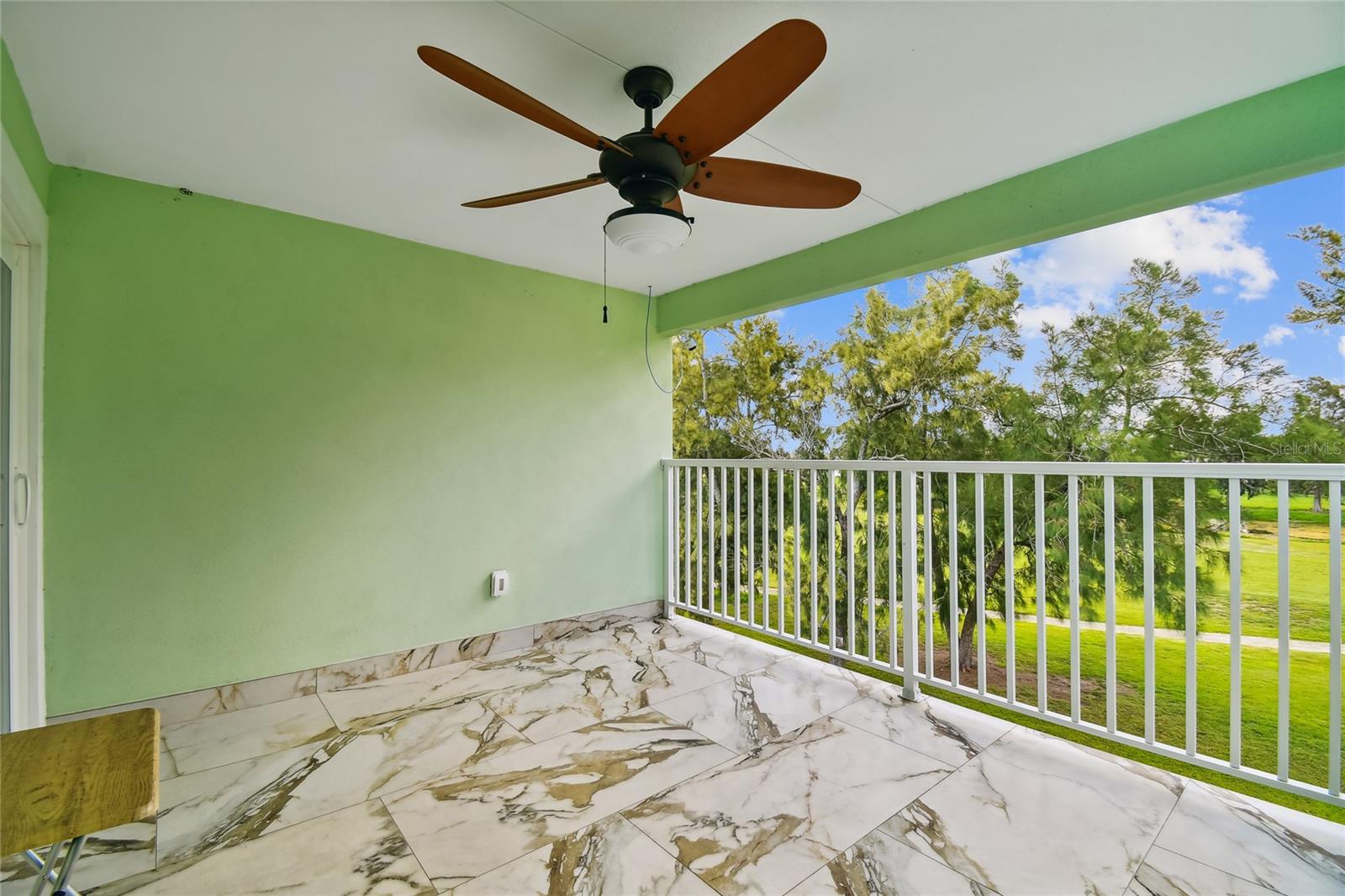 711 EAGLE LN, APOLLO BEACH, FL, 33572