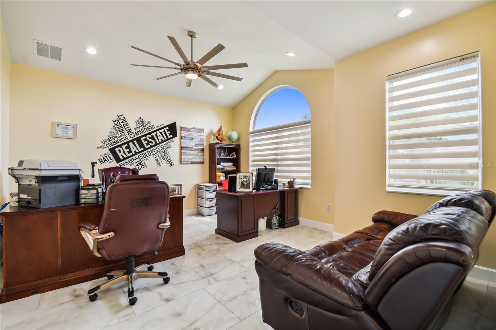 711 EAGLE LN, APOLLO BEACH, FL, 33572