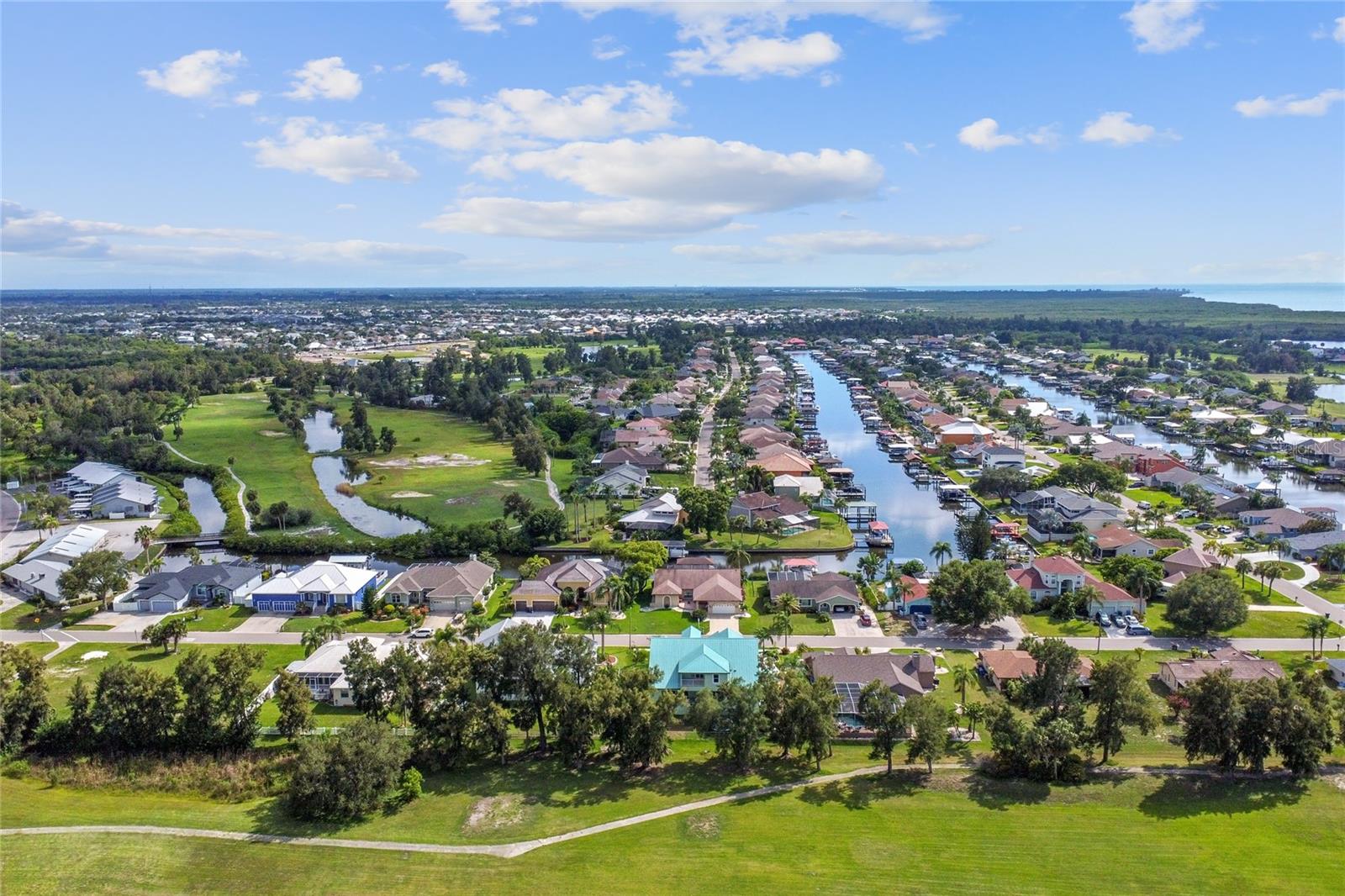 711 EAGLE LN, APOLLO BEACH, FL, 33572