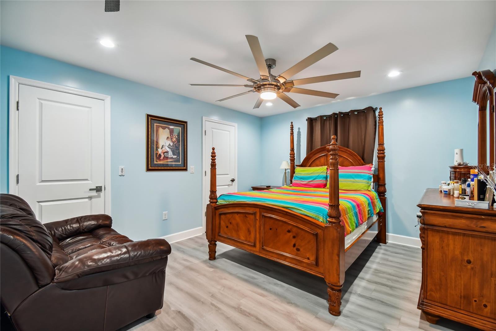 711 EAGLE LN, APOLLO BEACH, FL, 33572
