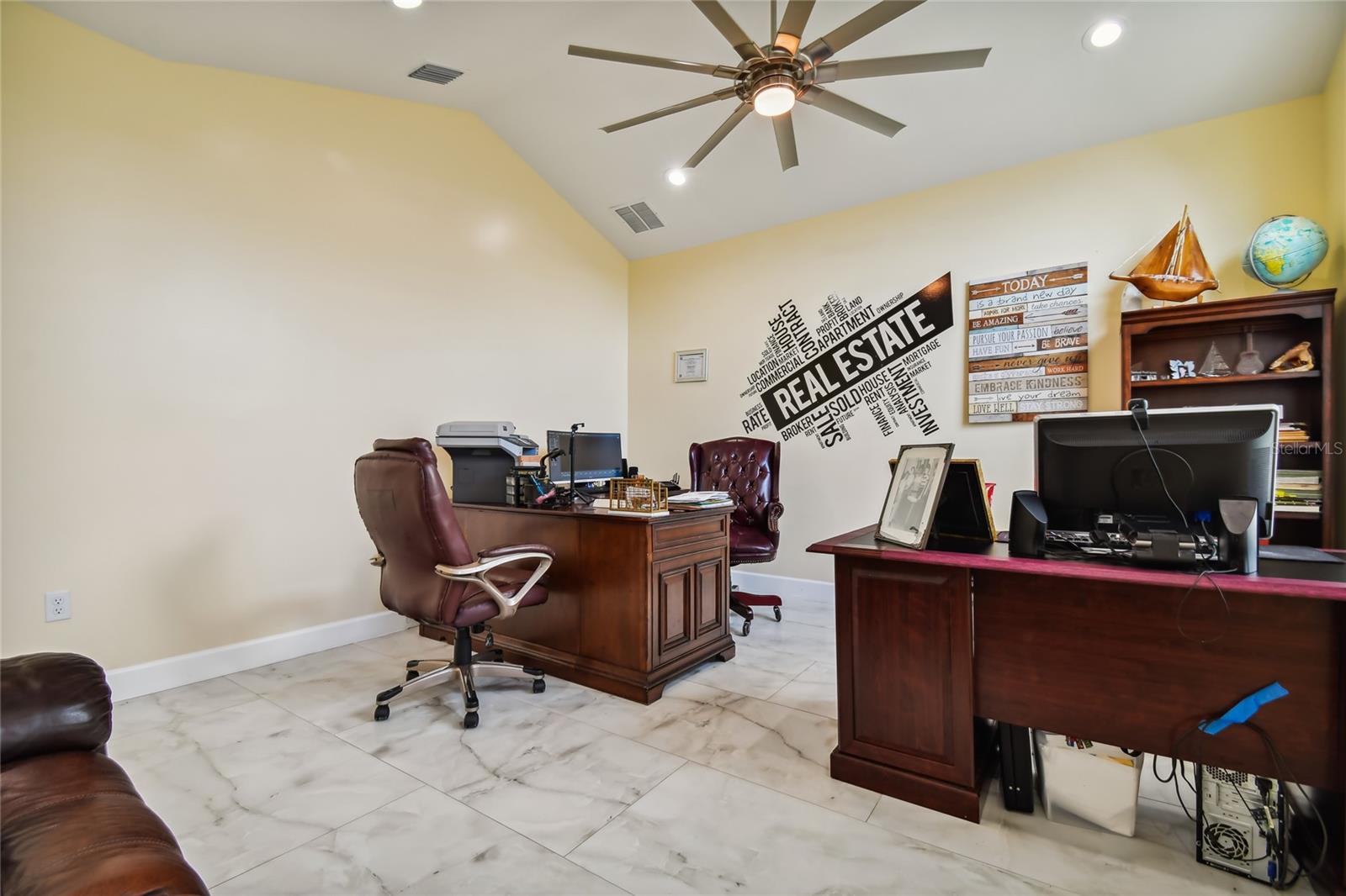 711 EAGLE LN, APOLLO BEACH, FL, 33572