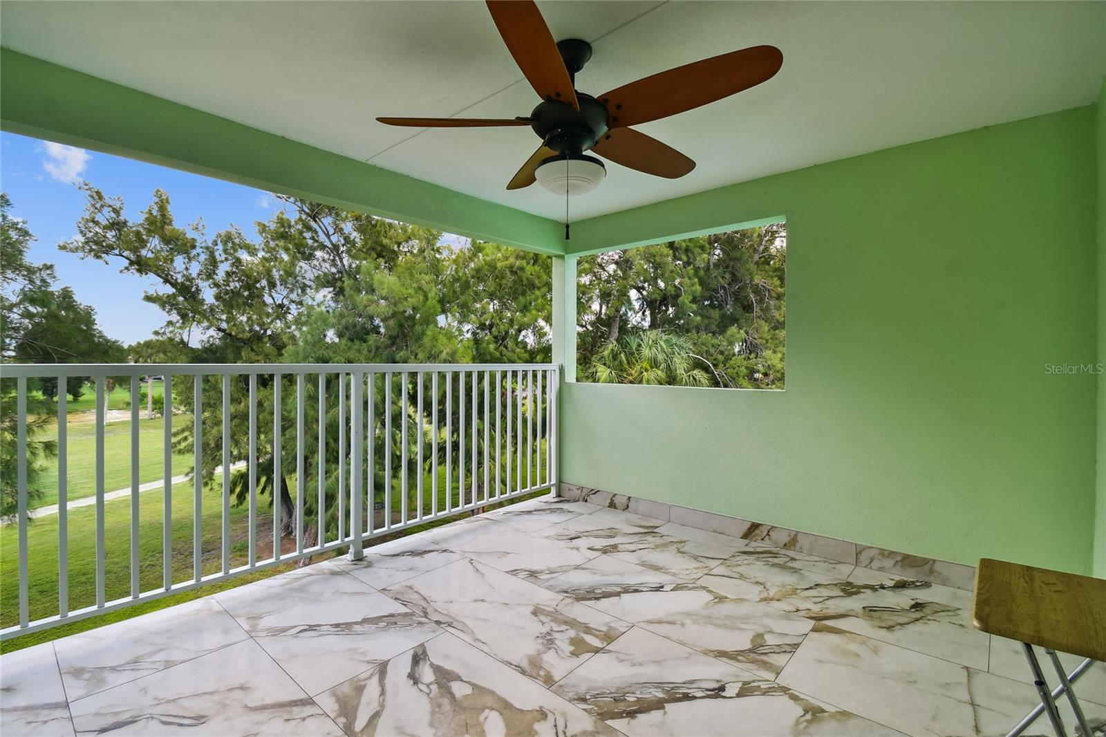 711 EAGLE LN, APOLLO BEACH, FL, 33572