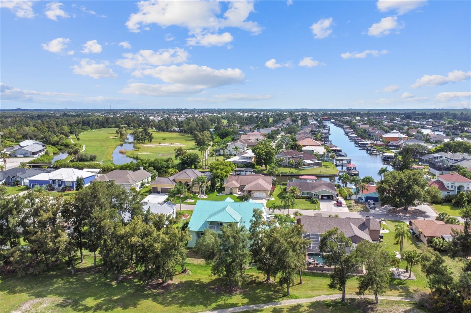 711 EAGLE LN, APOLLO BEACH, FL, 33572