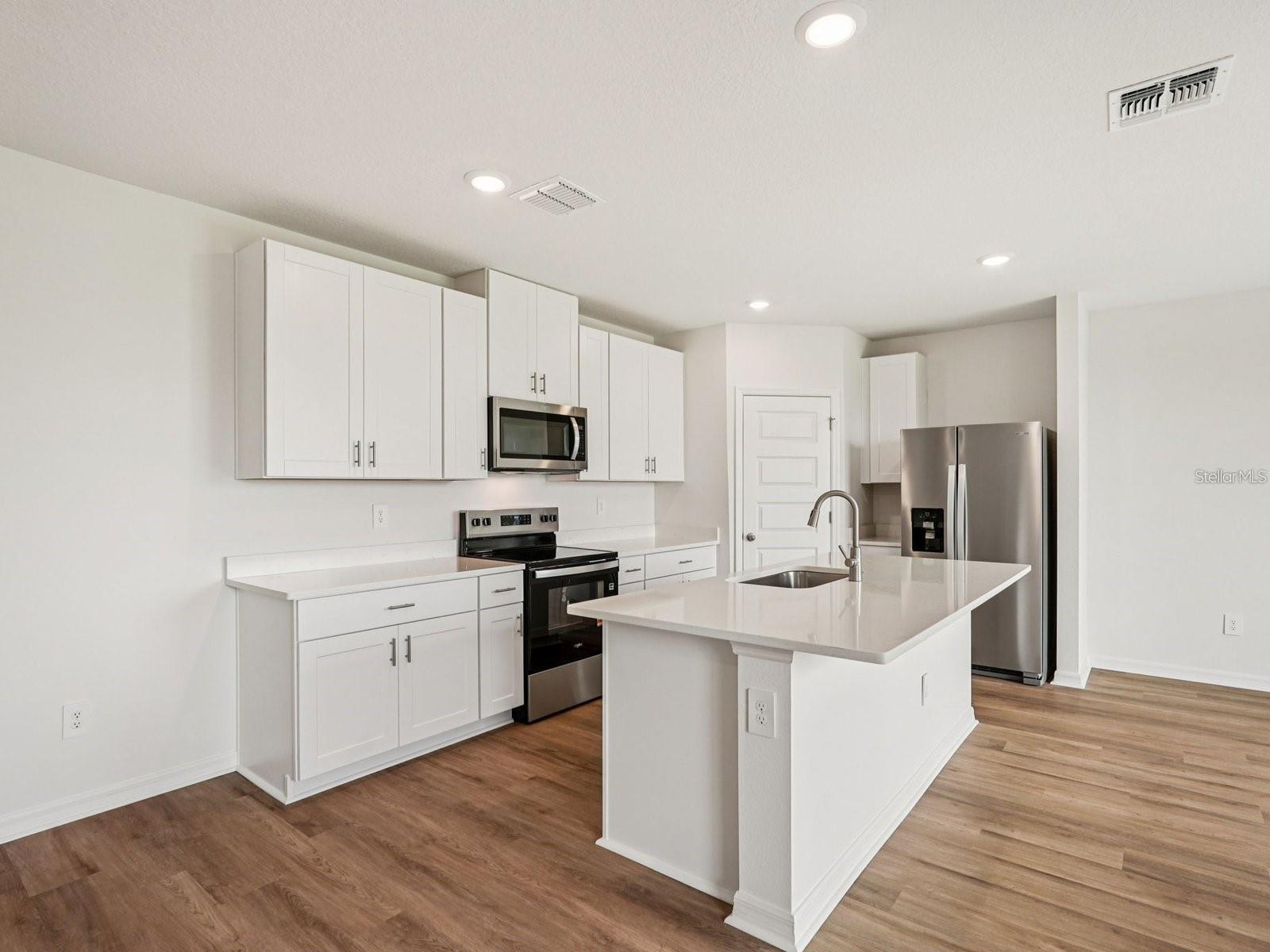 1786 BREKEY WAY, ZEPHYRHILLS, FL, 33541