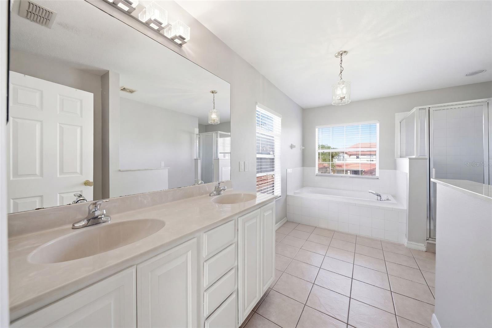 411 ROBIN RD, DAVENPORT, FL, 33896