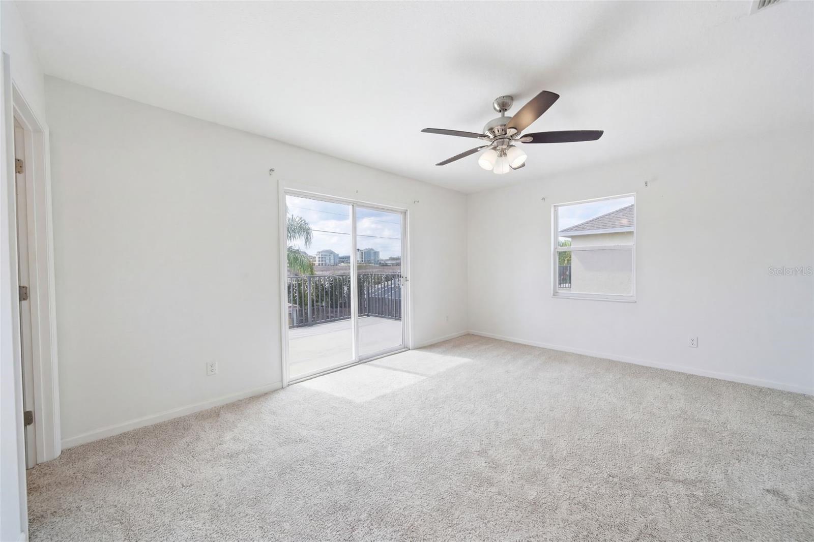 411 ROBIN RD, DAVENPORT, FL, 33896