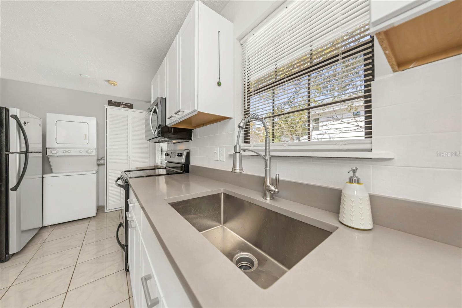 1022 8TH ST N, ST PETERSBURG, FL, 33701