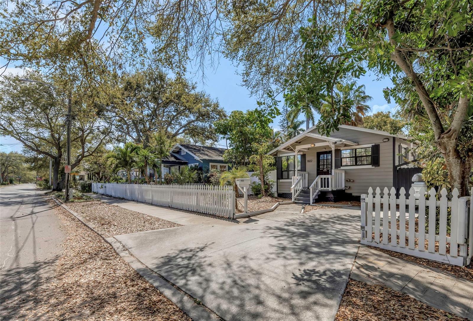 1022 8TH ST N, ST PETERSBURG, FL, 33701