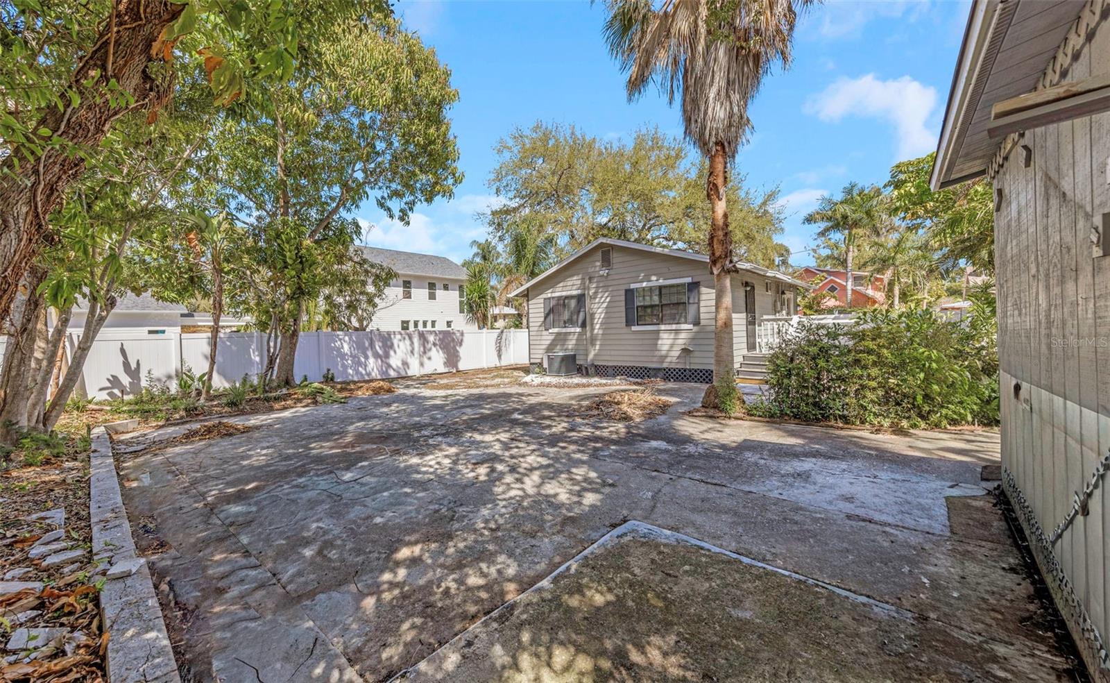 1022 8TH ST N, ST PETERSBURG, FL, 33701