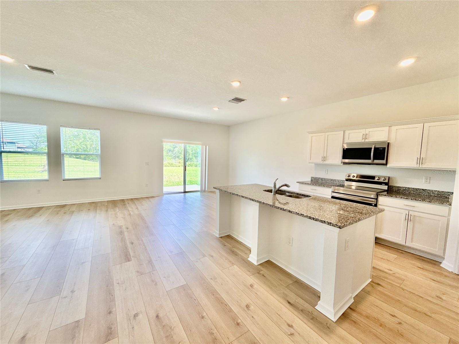 35657 BUTTONWEED TRL, ZEPHYRHILLS, FL, 33541