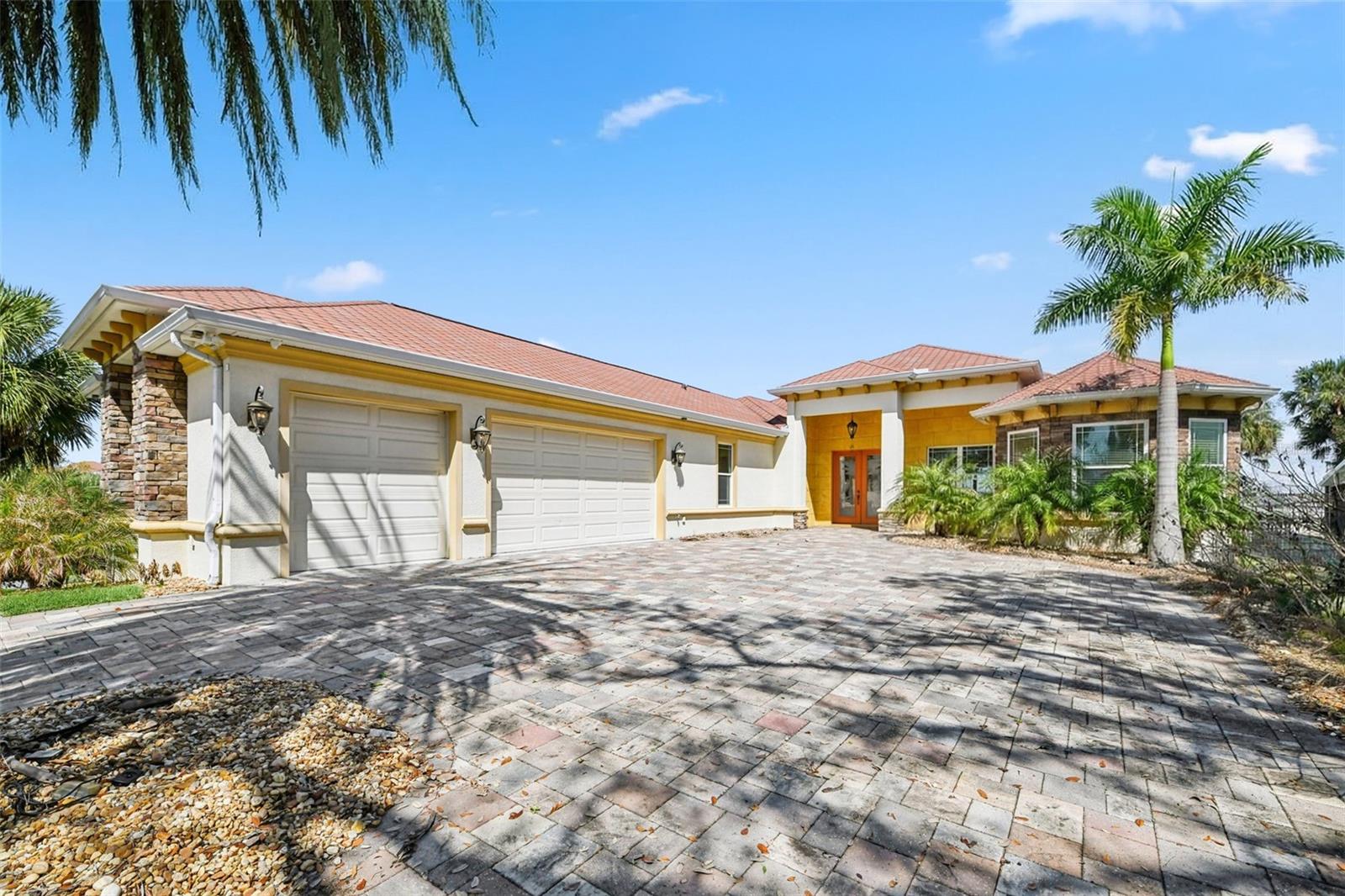 2227 S PALMETTO AVE, SOUTH DAYTONA, FL, 32119