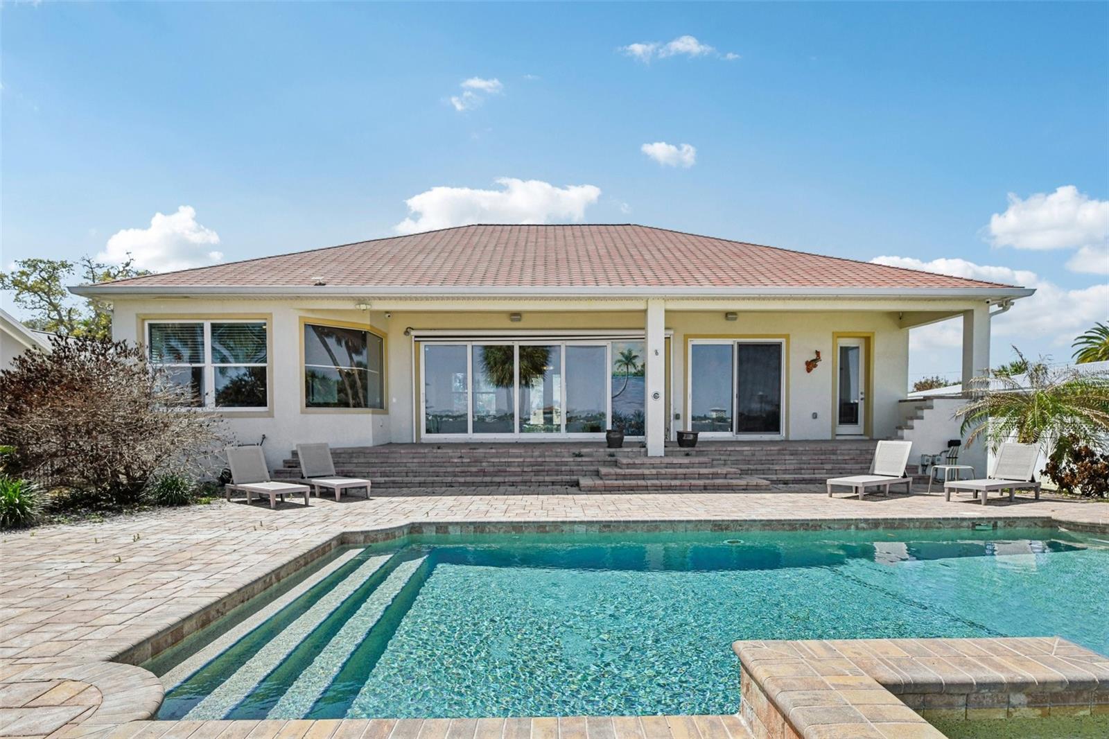 2227 S PALMETTO AVE, SOUTH DAYTONA, FL, 32119