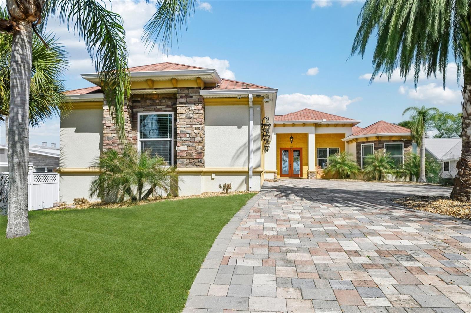 2227 S PALMETTO AVE, SOUTH DAYTONA, FL, 32119